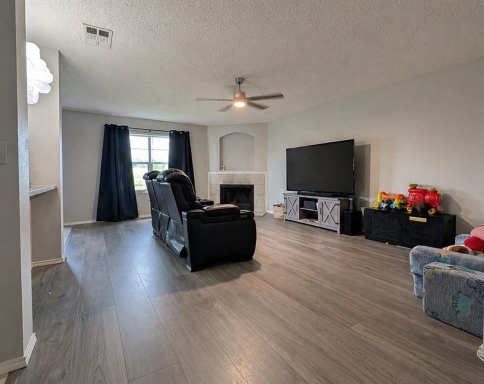 1511 Dockside Dr - Photo 2 of 4