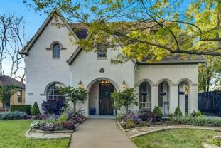 5527 Mccommas Blvd - Photo 1 of 1