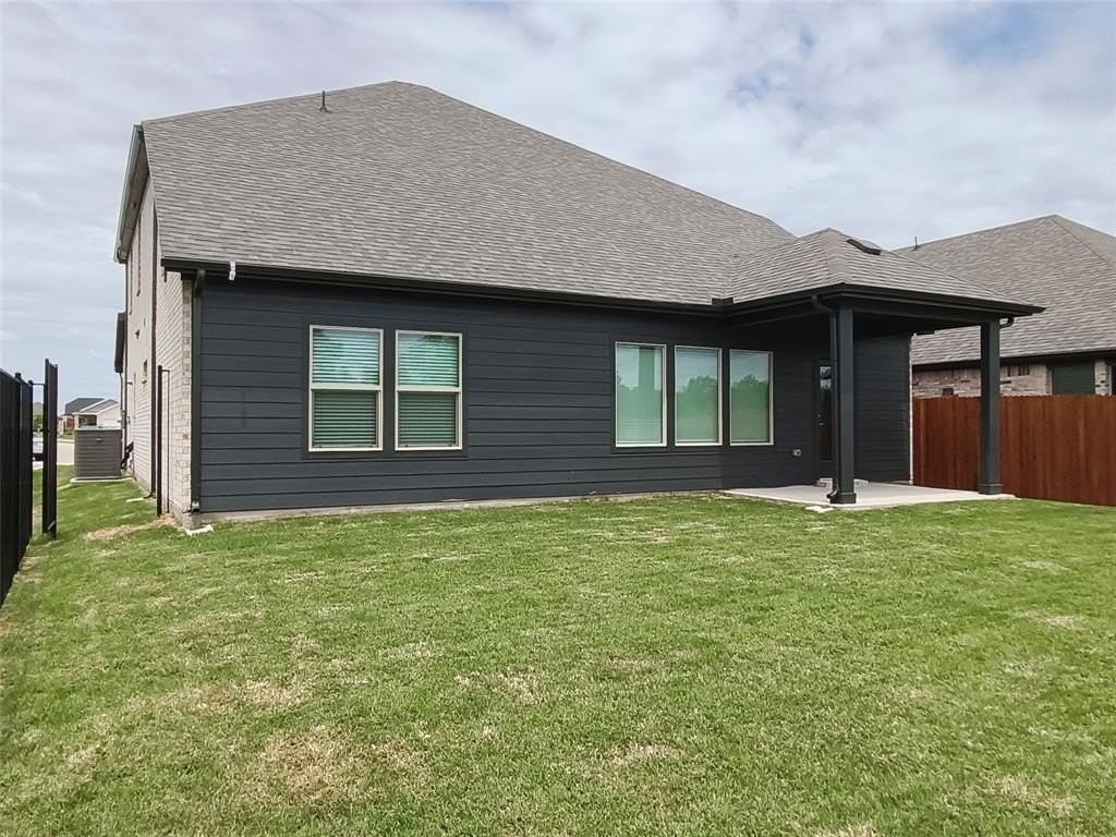 3403 Copperwood Dr - Photo 5 of 40