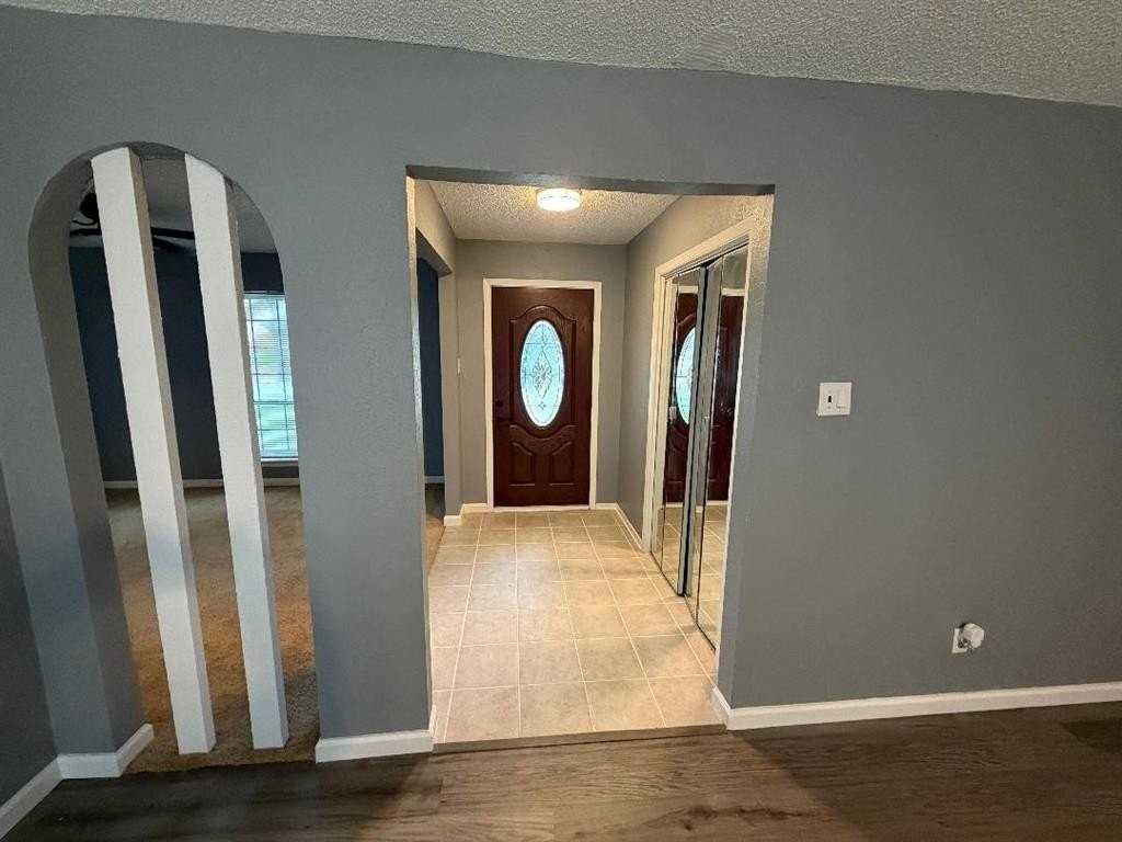 2003 Statler Dr - Photo 4 of 13