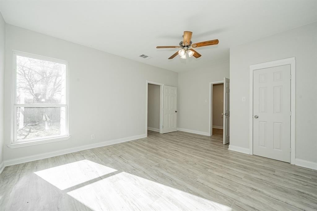 3419 Washington St - Photo 6 of 29