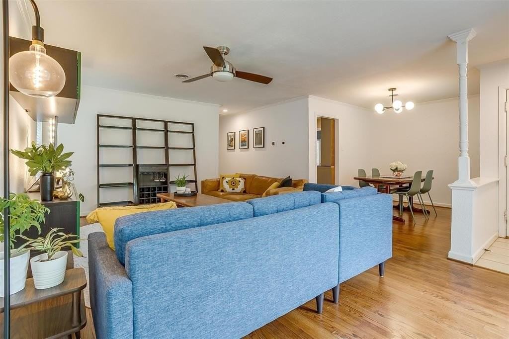 10008 San Lorenzo Dr - Photo 4 of 39