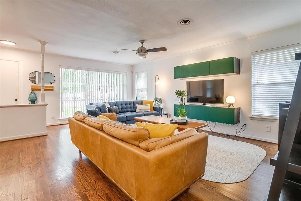 10008 San Lorenzo Dr - Photo 5 of 39