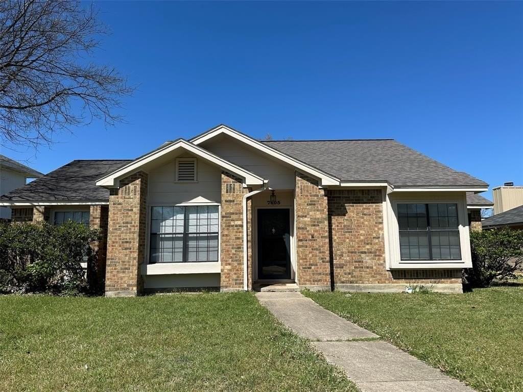 7605 Cornell Dr - Photo 3 of 18