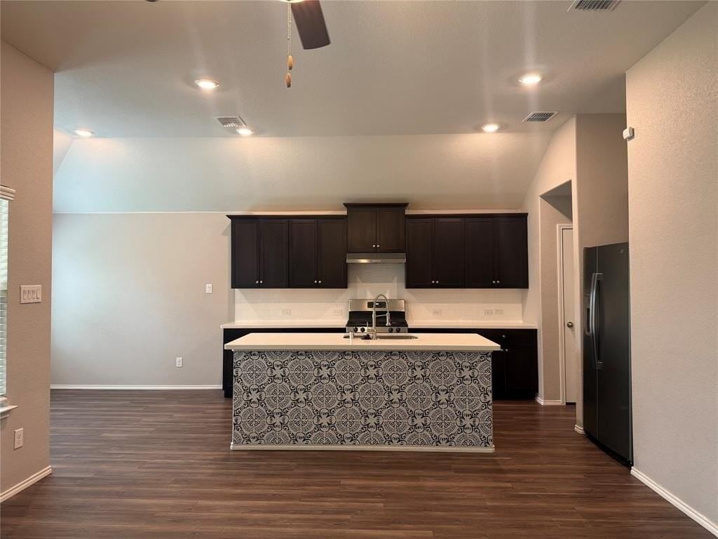 1004 Rising Moon Dr - Photo 5 of 13