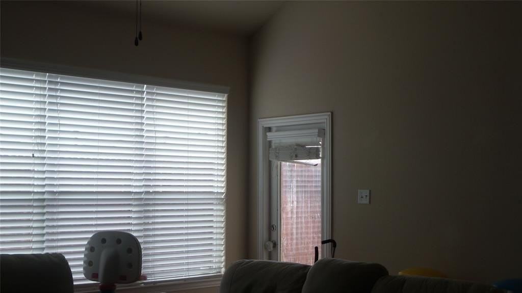 7105 Sugarplum Dr - Photo 5 of 21