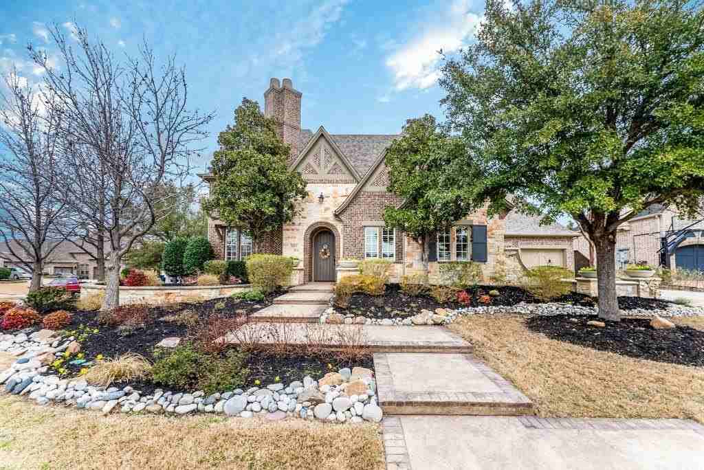 4001 Arches Ln - Photo 2 of 40