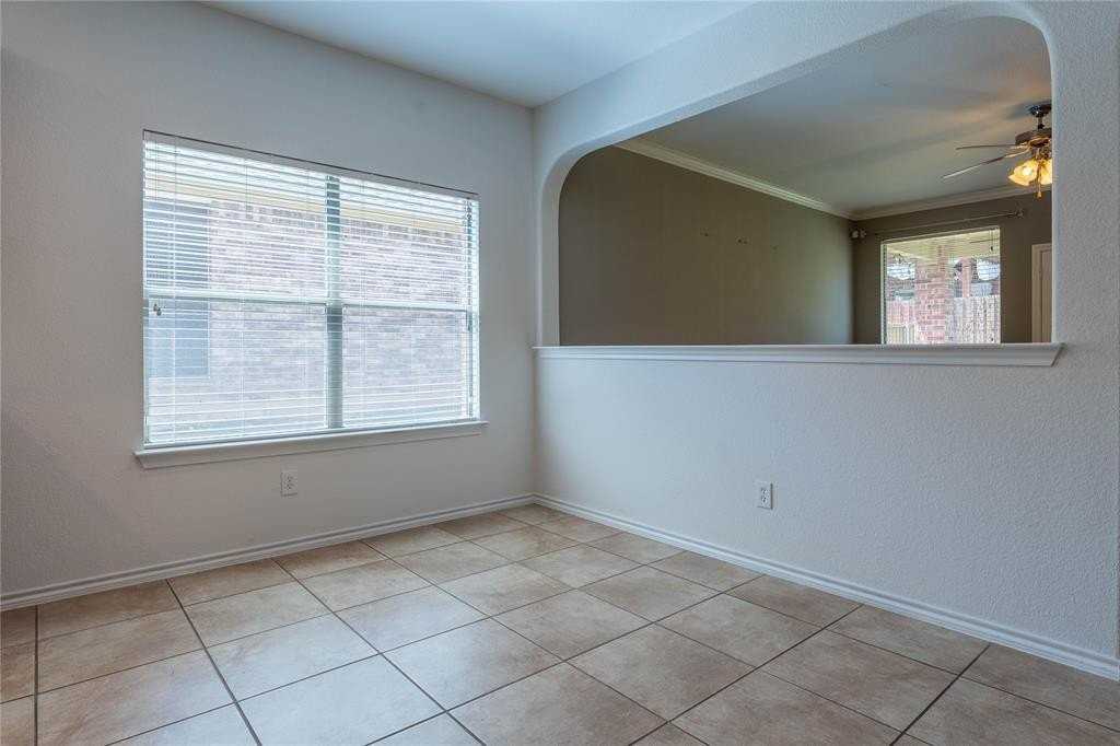2401 Spruce Springs Way - Photo 6 of 31