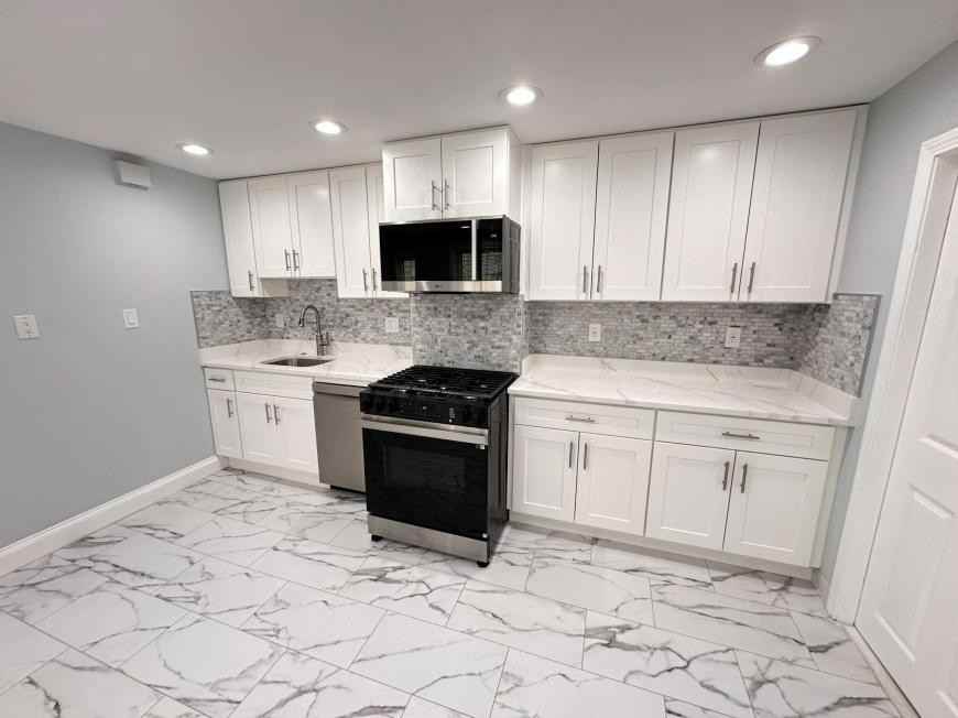 214 Princeton St - Photo 3 of 10