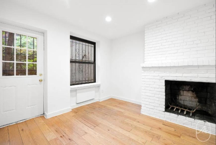 348 W 21st St - Photo 7 of 9