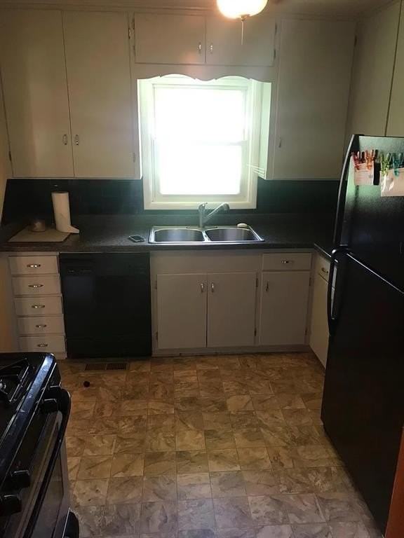1505 Huntington Way - Photo 4 of 13