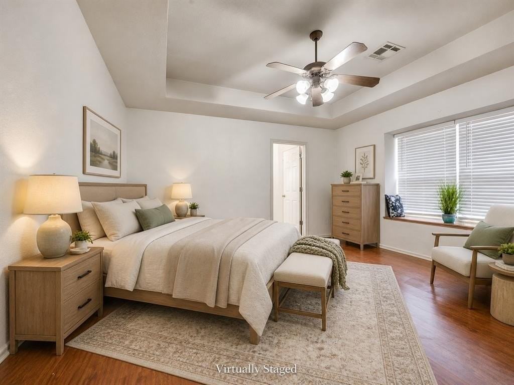 212 Cambridge Dr - Photo 7 of 9