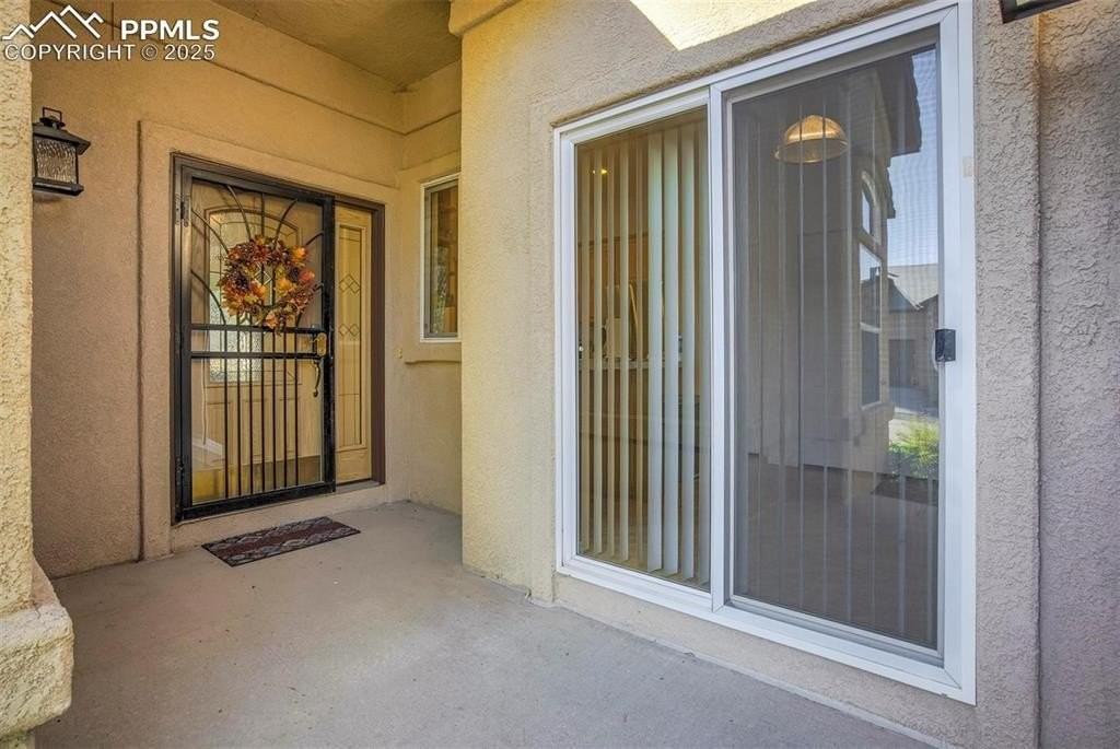 4884 Sanctuary Grv - Photo 3 of 30