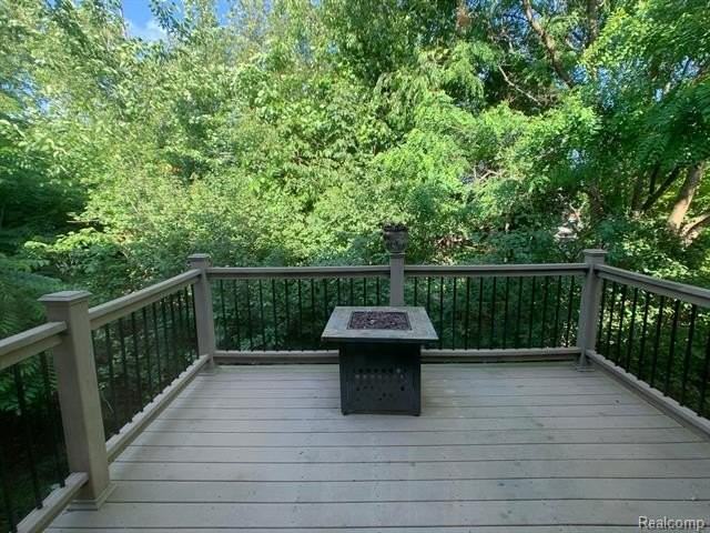6603 Berry Creek Ln - Photo 6 of 33