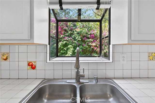 1145 N Genesee Ave - Photo 3 of 8