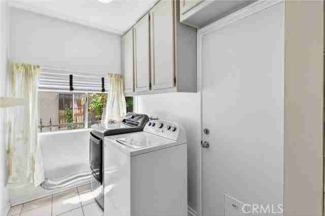 1145 N Genesee Ave - Photo 6 of 8