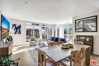1414 1/2 N Stanley Ave - Photo 4 of 8