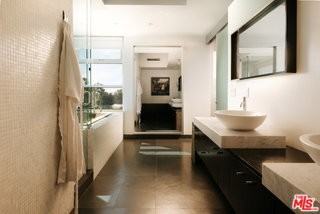 2651 Nichols Canyon Rd - Photo 2 of 8