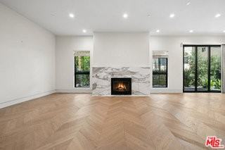 652 Huntley Dr #103 - Photo 2 of 8