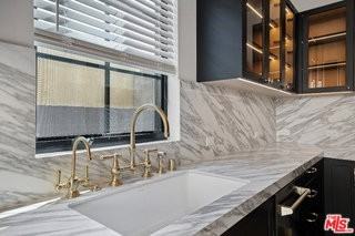 652 Huntley Dr #103 - Photo 6 of 8