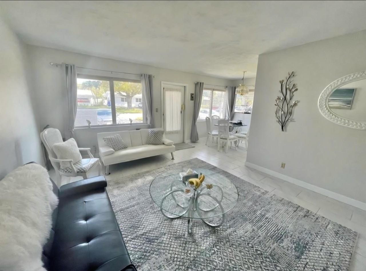 1920 Ne 51st Ct #101 - Photo 2 of 16