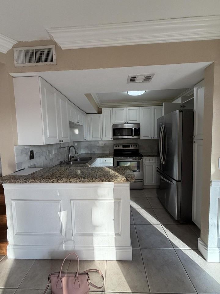 8273 Thames Blvd #D - Photo 5 of 22