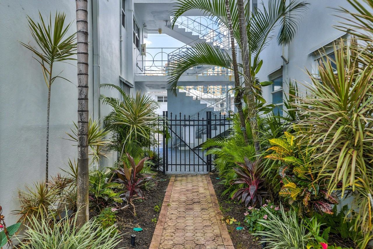 2727 Yacht Club Blvd #2A - Photo 4 of 50