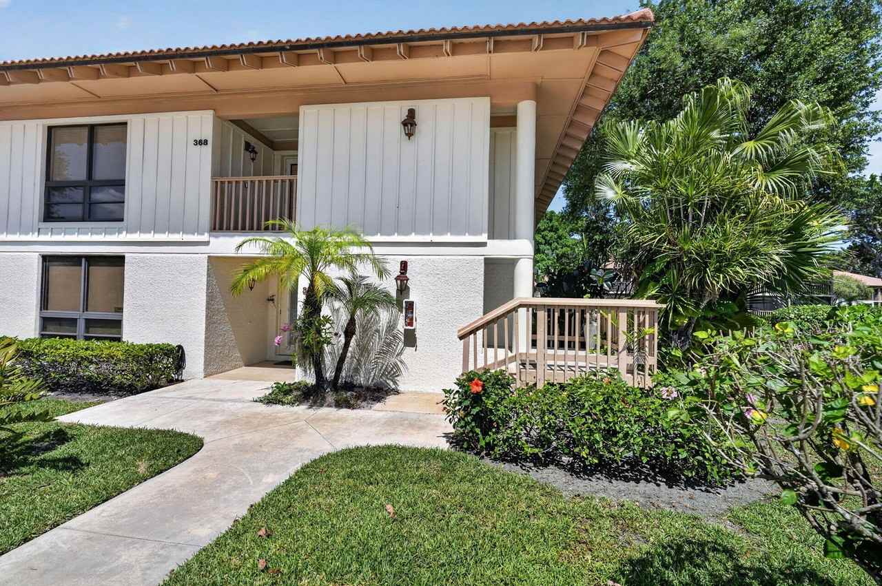 368 Brackenwood Cir - Photo 3 of 40