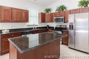 1446 Se Tidewater Pl - Photo 1 of 1
