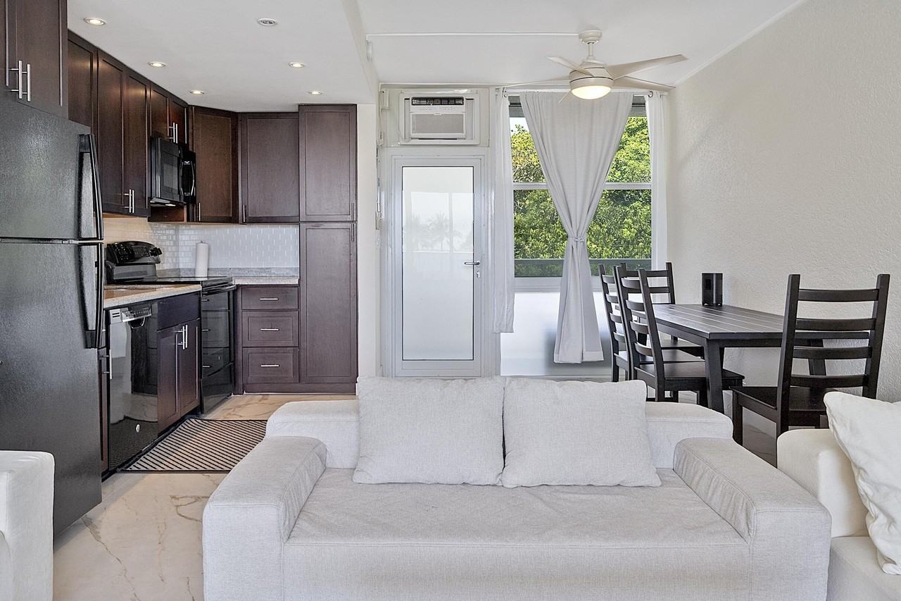 1200 N Fort Lauderdale Beach Blvd #204 - Photo 4 of 28