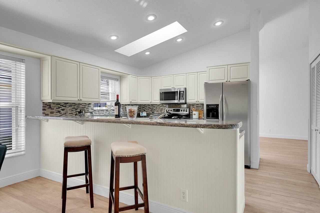 7305 Marsh Ter - Photo 7 of 25