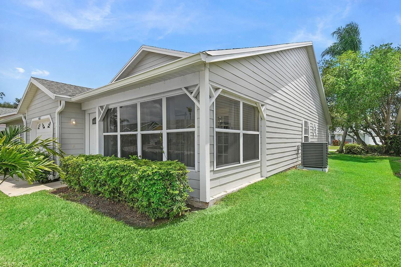 4062 Garden Villas Ct - Photo 2 of 37