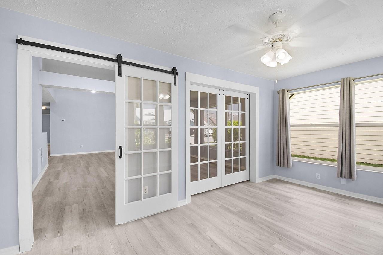 4062 Garden Villas Ct - Photo 3 of 37