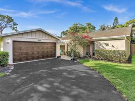 featured image of 3996 Nw 7th Ct