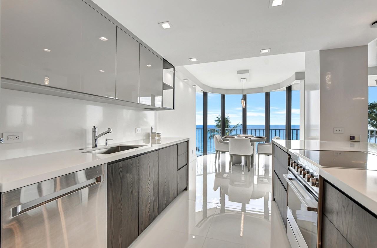 2917 S Ocean Blvd #403 - Photo 3 of 10