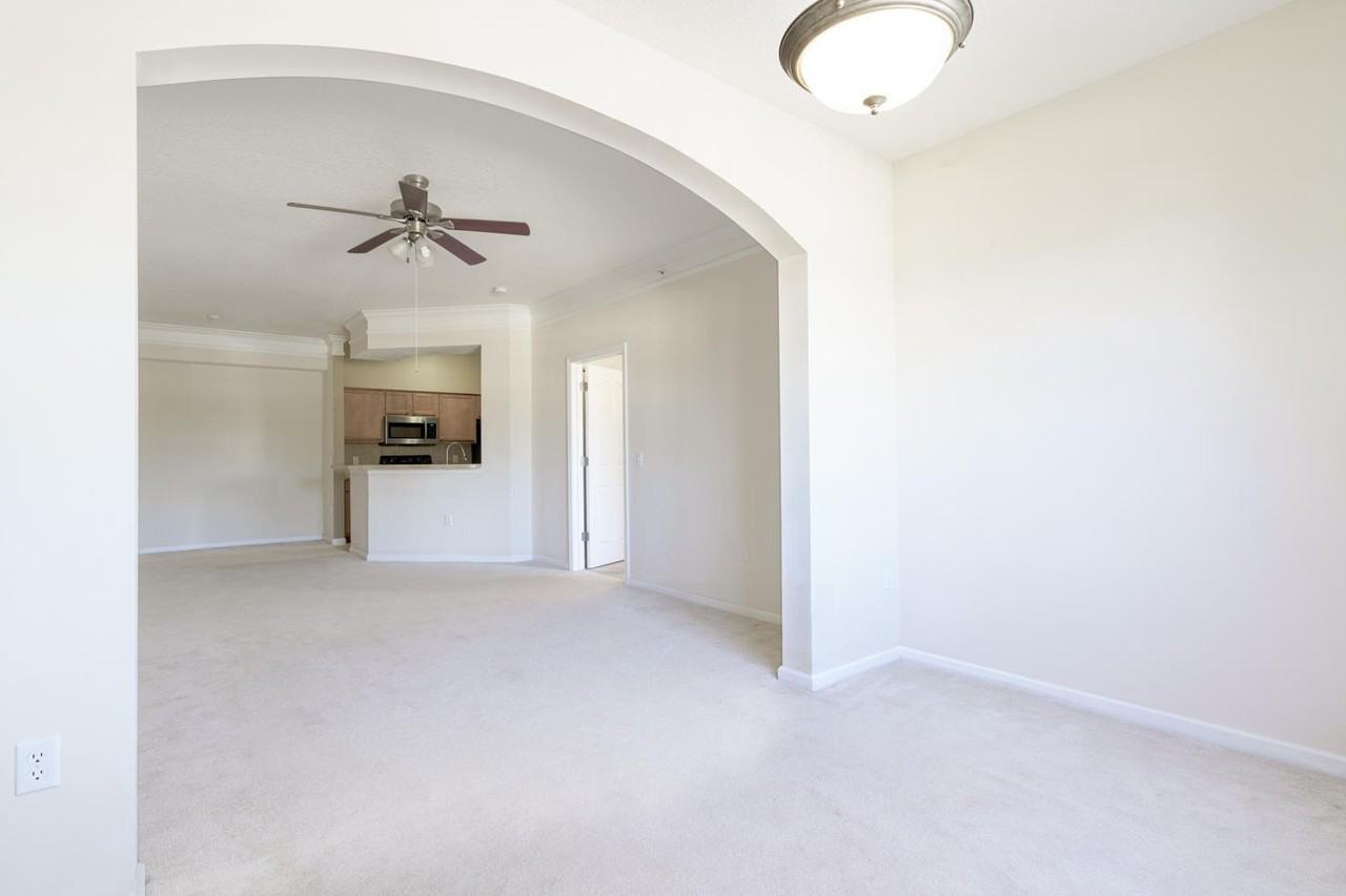 1201 Myrtlewood Cir E - Photo 7 of 16