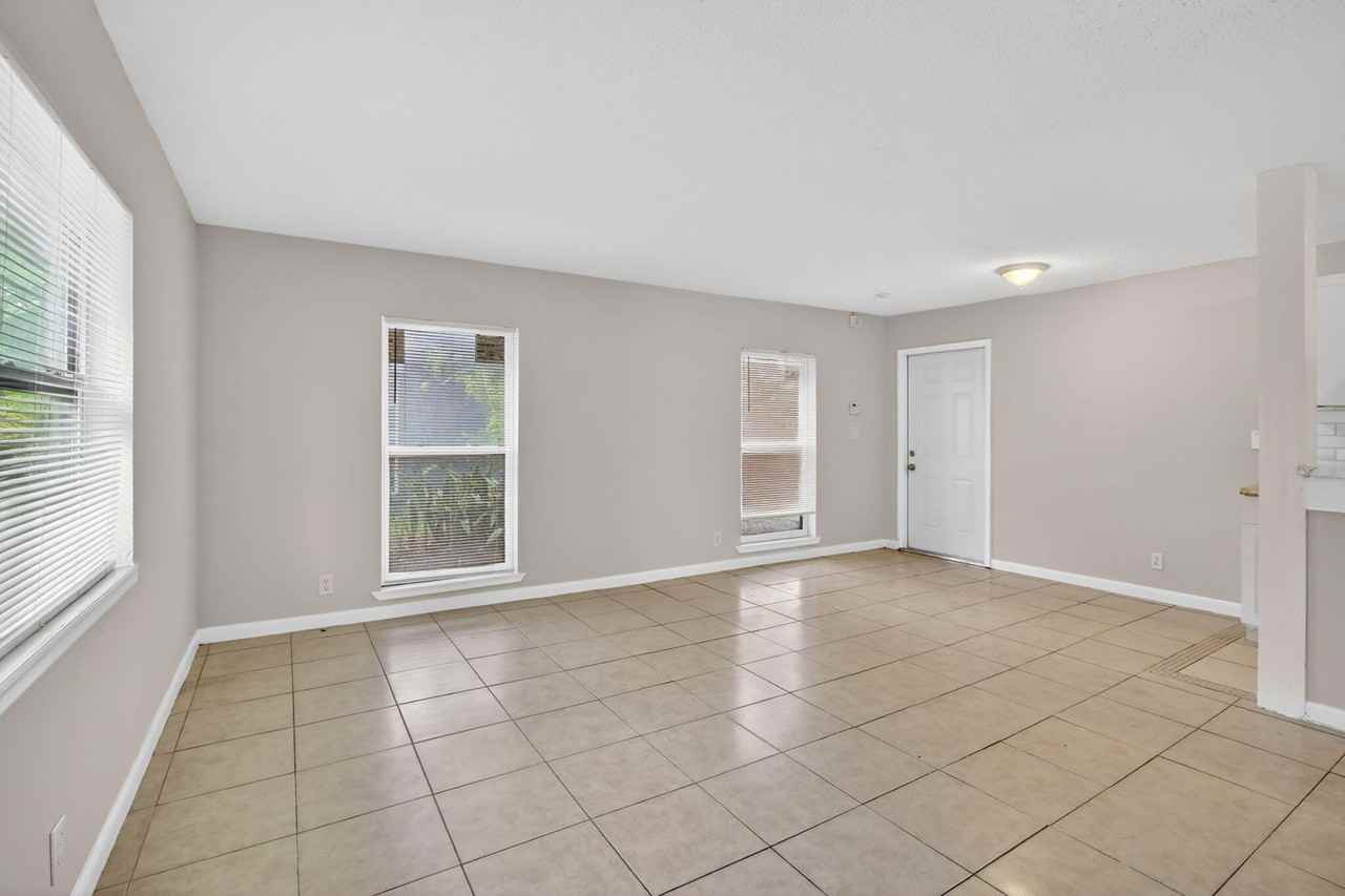 1773 Nw 55th Ave #1773 - Photo 6 of 24