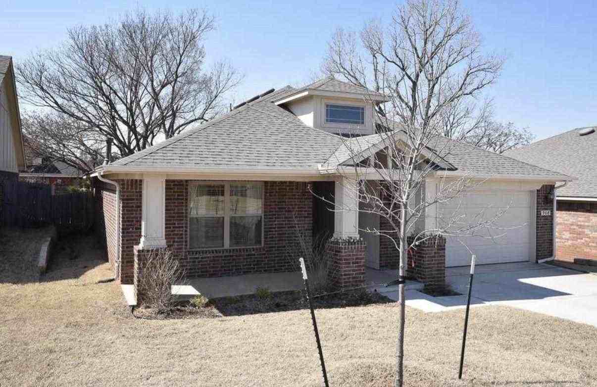 908 S Linford Dr - Photo 2 of 24