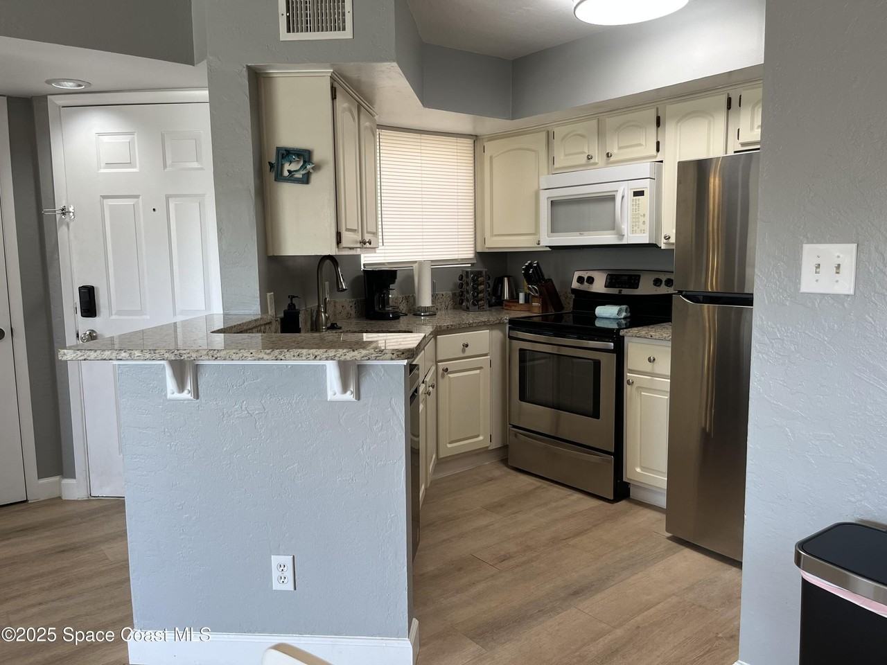 1850 Charlesmont Dr #7-118 - Photo 7 of 13