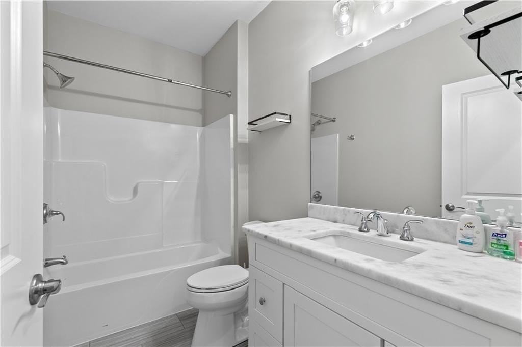 231 Seawynds Dr - Photo 3 of 24