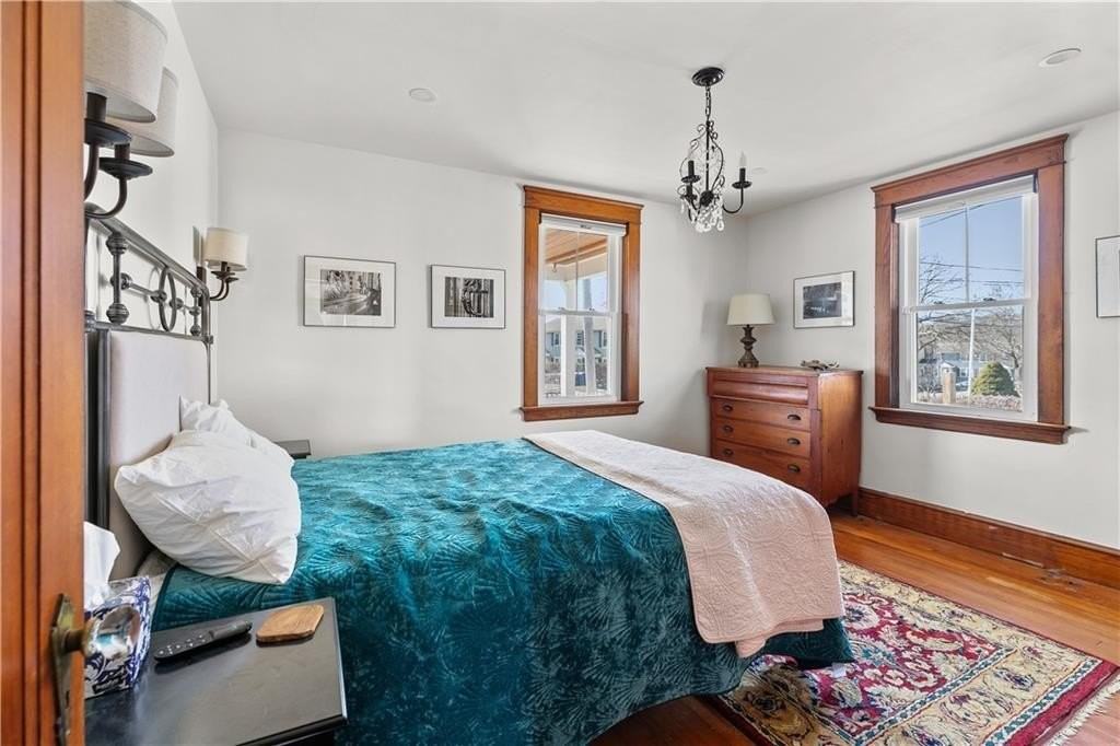 123 Beacon St - Photo 5 of 25