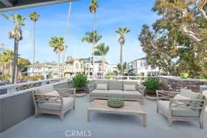 featured image of 411 Goldenrod Ave #B