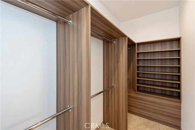 1578 Jade St - Photo 4 of 8