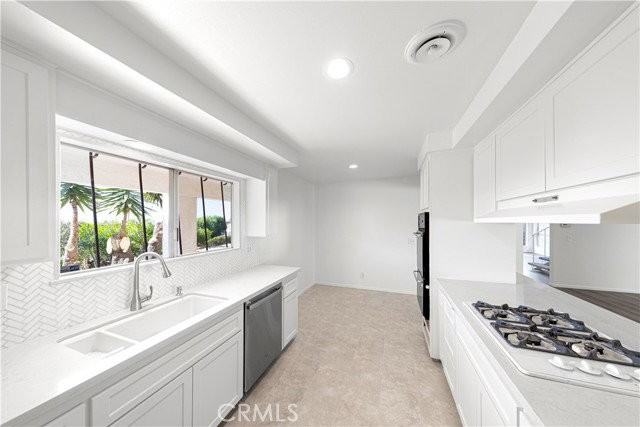 308 E Avenida Cordoba - Photo 3 of 8