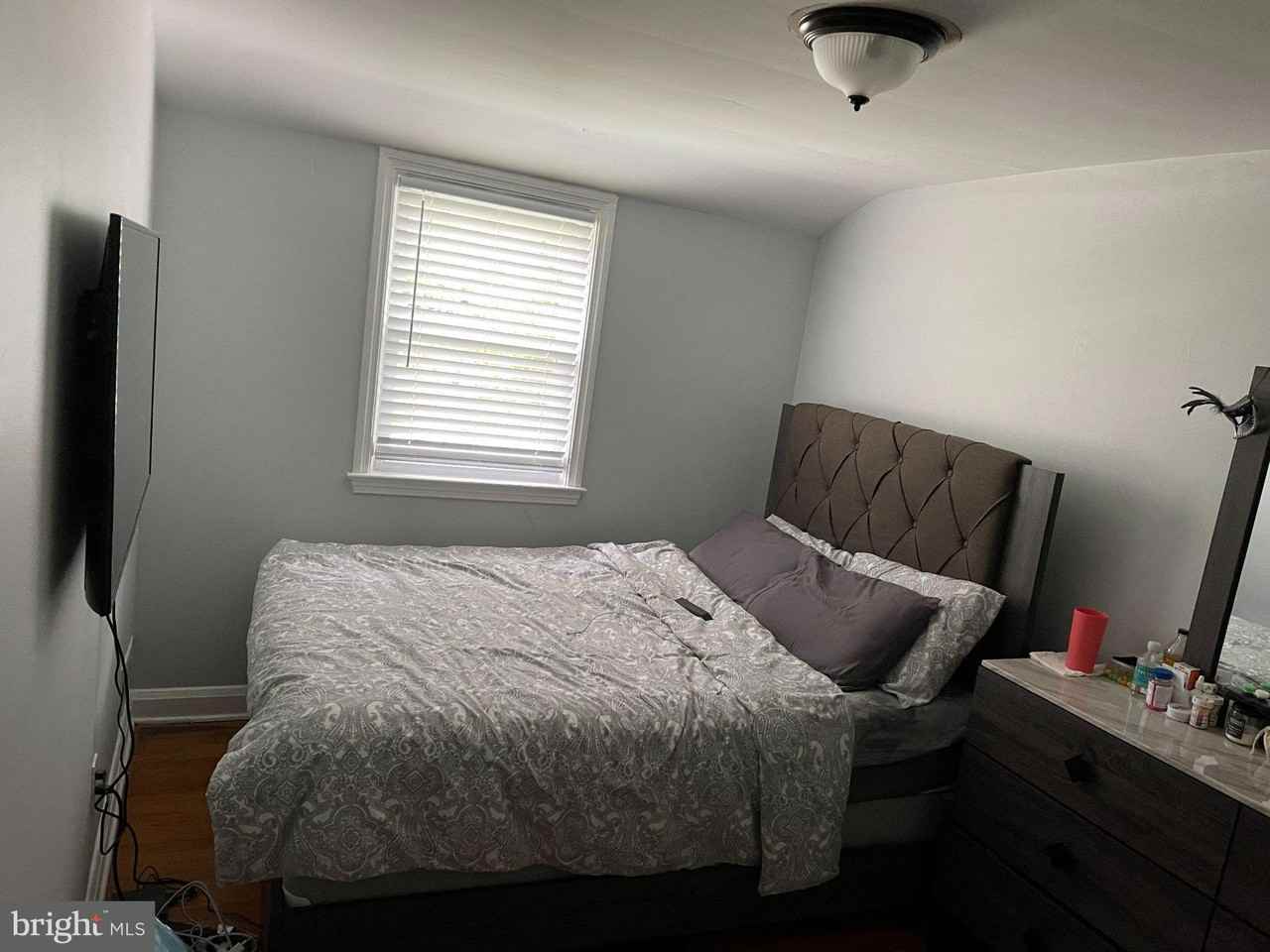 1658 Thetford Rd - Photo 7 of 12