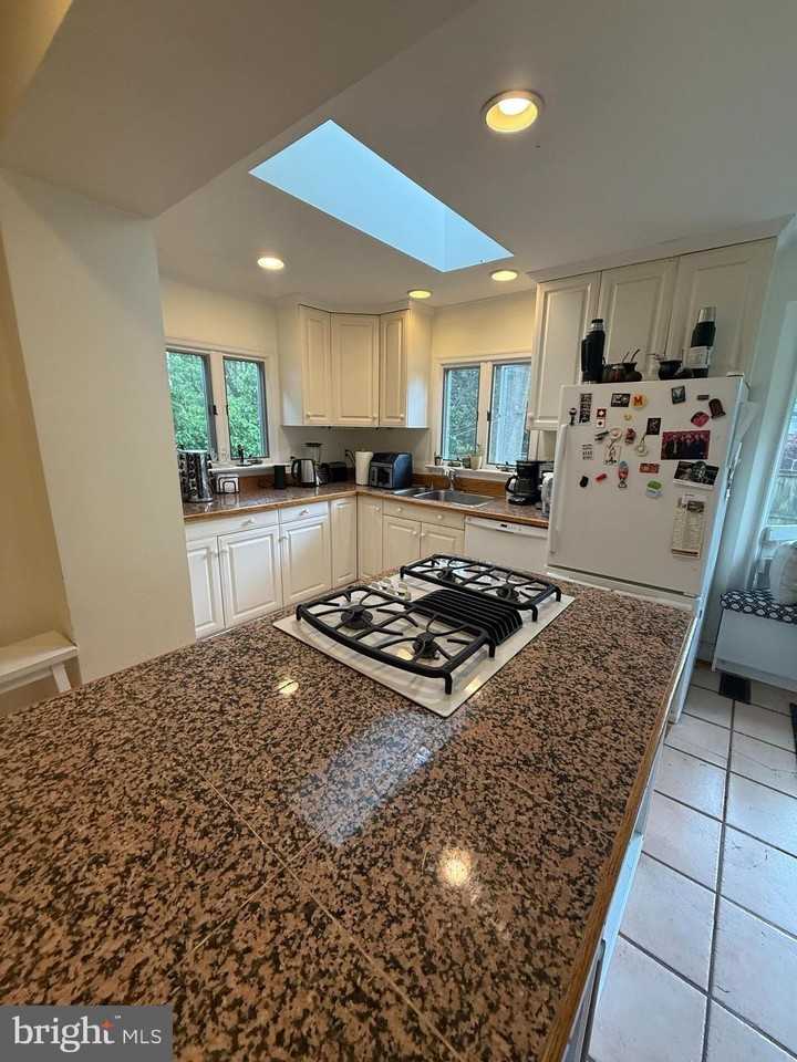 4610 Morgan Dr - Photo 2 of 9