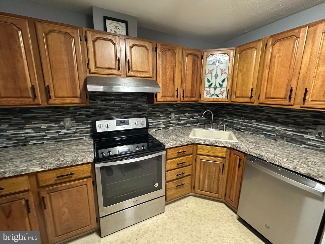 605 Union Mill Rd - Photo 2 of 13
