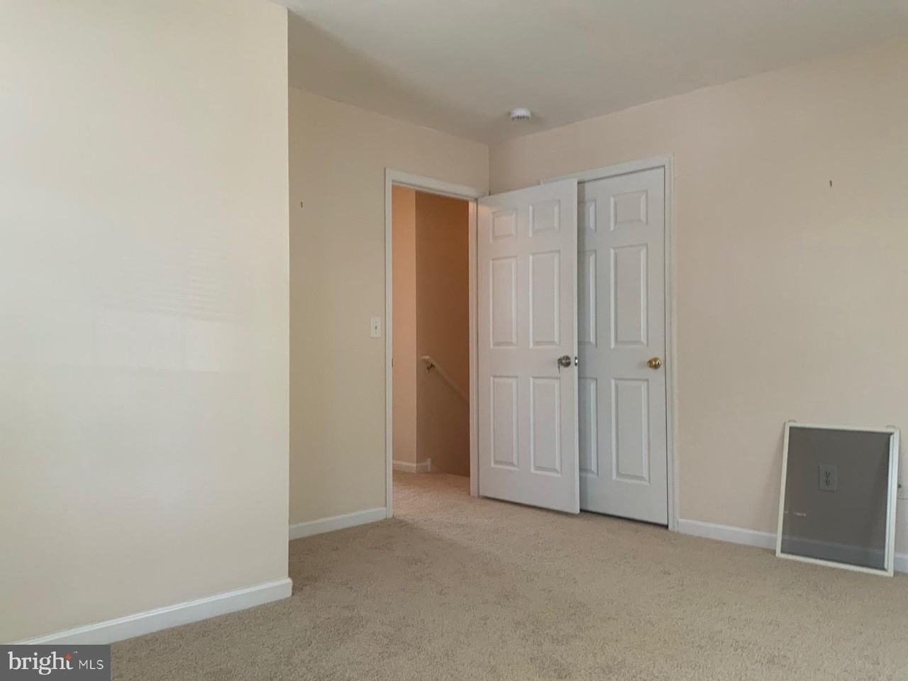 359 Reservoir St - Photo 4 of 16