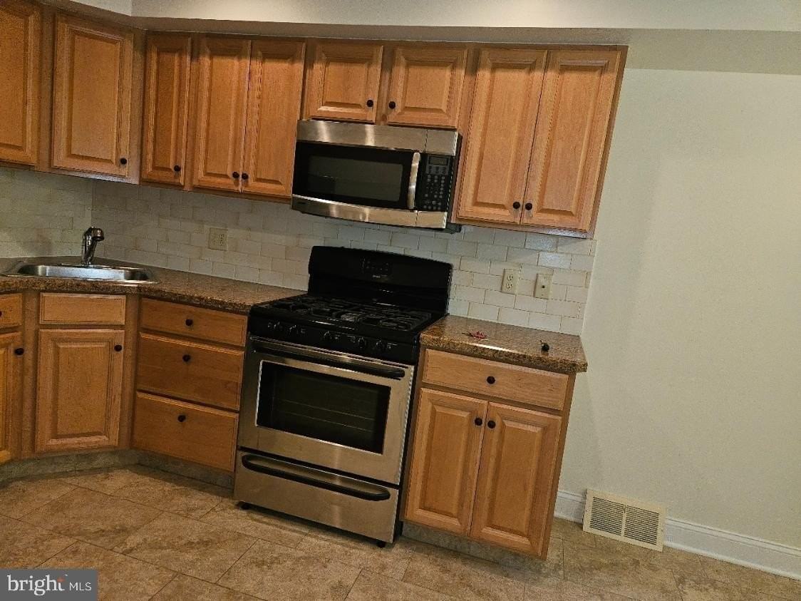 598 Belmont Ave Apt C106 - Photo 3 of 16