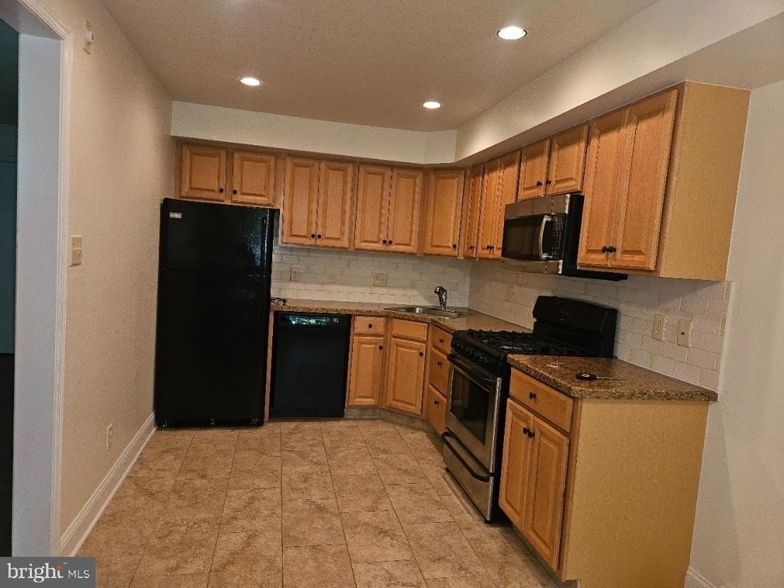 598 Belmont Ave Apt C106 - Photo 4 of 16